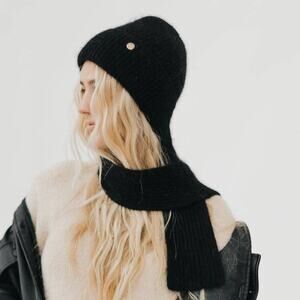 Joy Dynamic Scarf and Beanie Duo Black